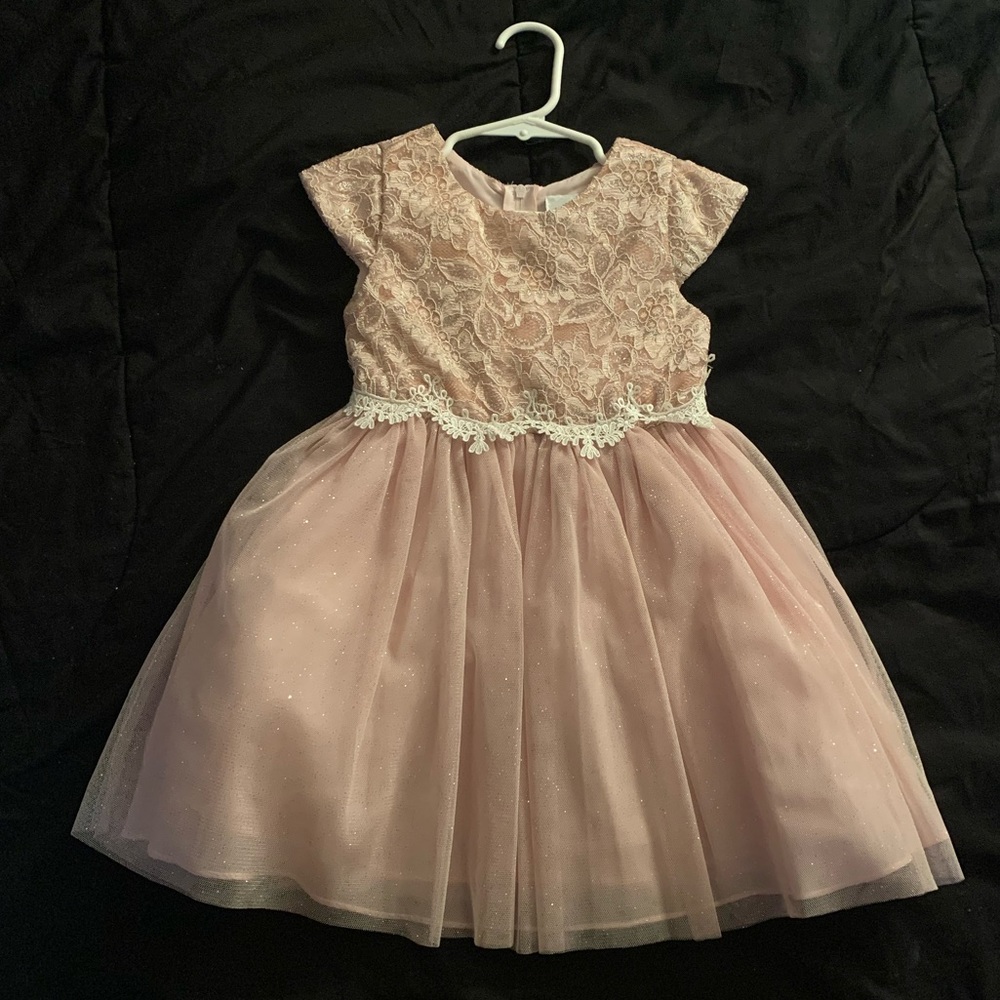 Beautiful Nude or Cream  3T little girls dress